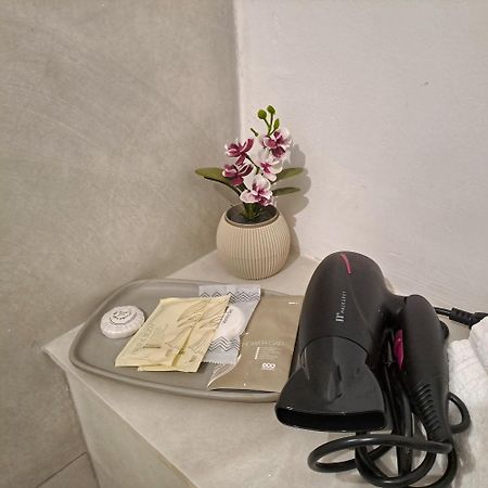 Vily Luxury Rooms Focşani Buitenkant foto
