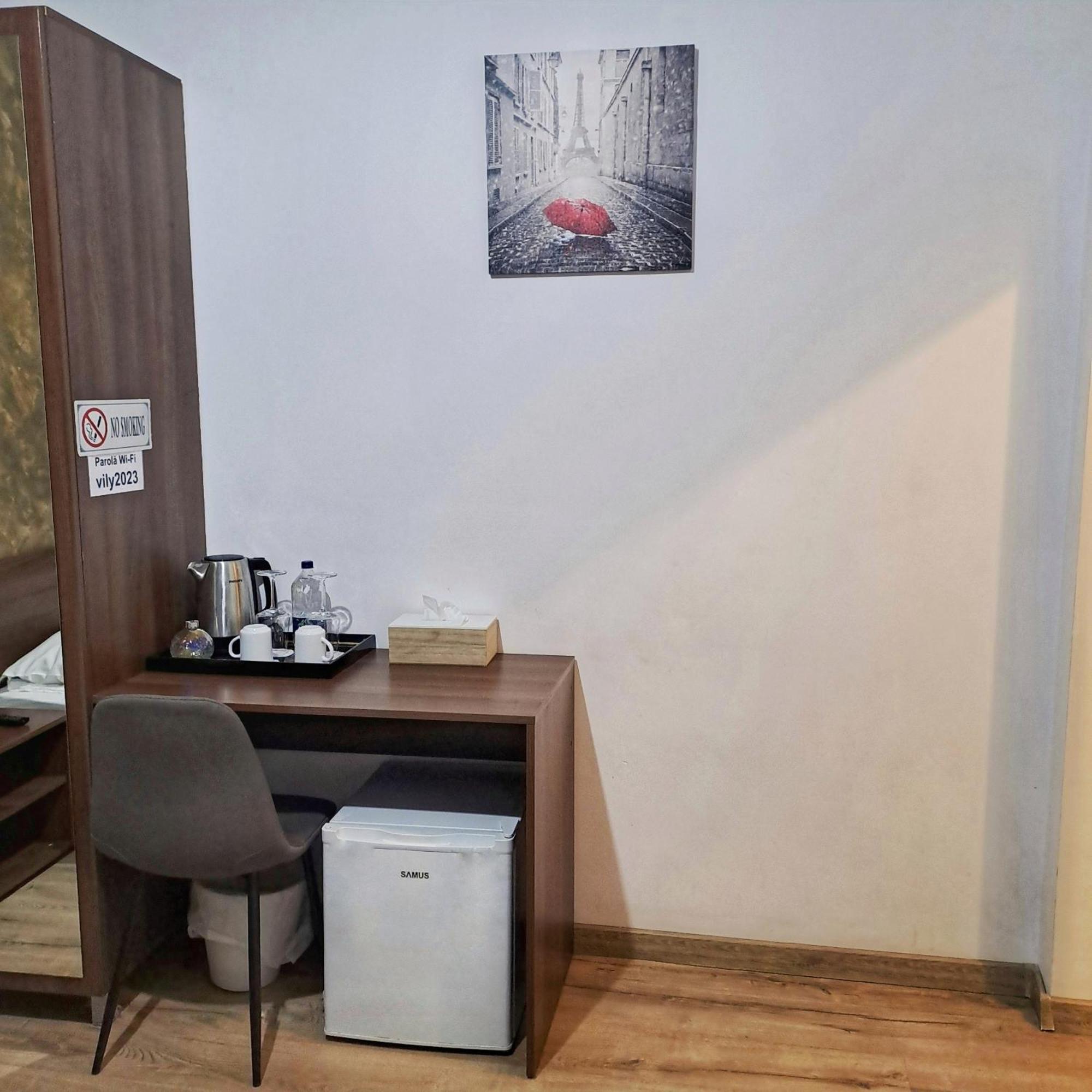 Vily Luxury Rooms Focşani Buitenkant foto